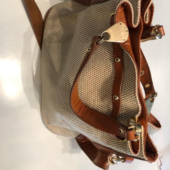 Beige bag with brown details - Picture 8 of 12